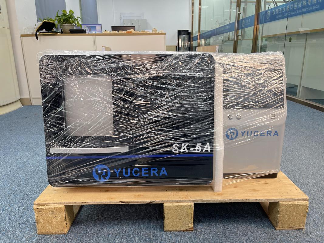 YUCERA Dental Zirconia Discs Fordental Milling Machine System 5 Axis CADCAM Milling Machine Class II for Dental Lab Best Price