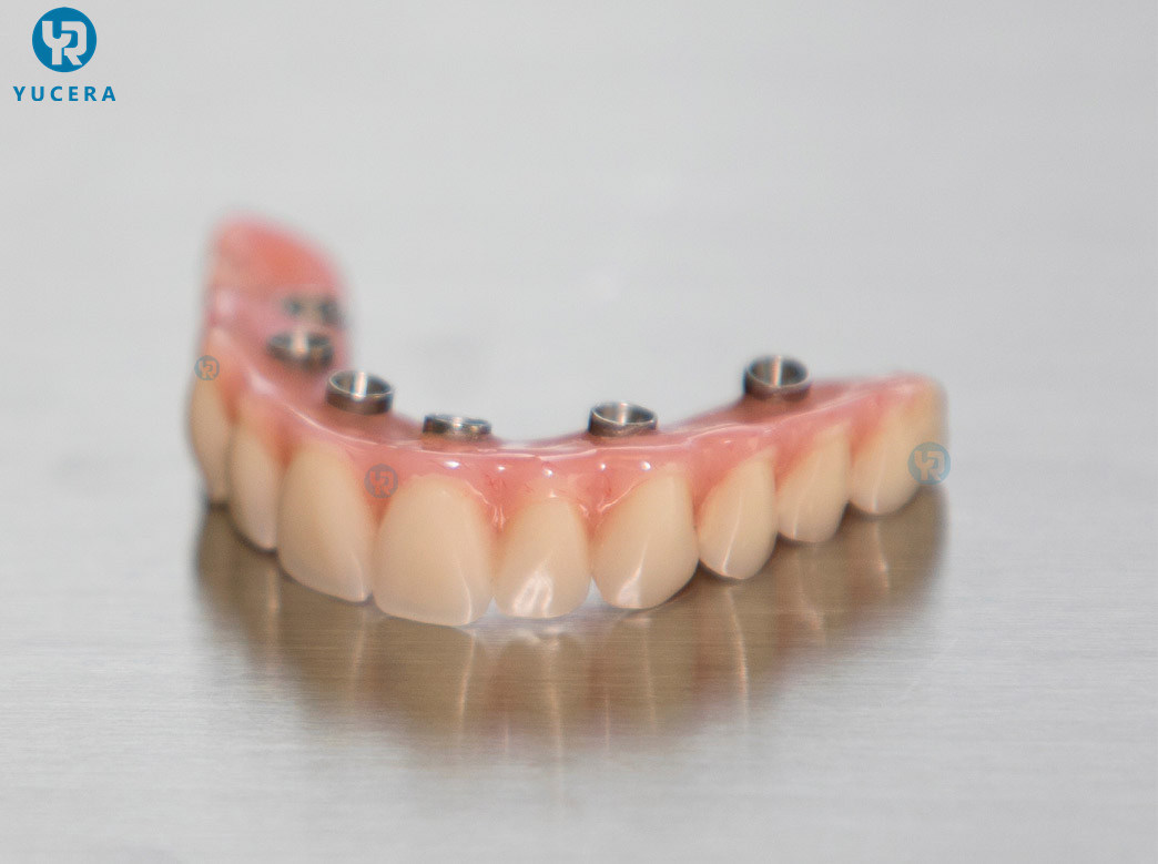 Yucera  Cad Cam Высококачественный однослойный PMMA для прозрачных и прочных зубных протезов